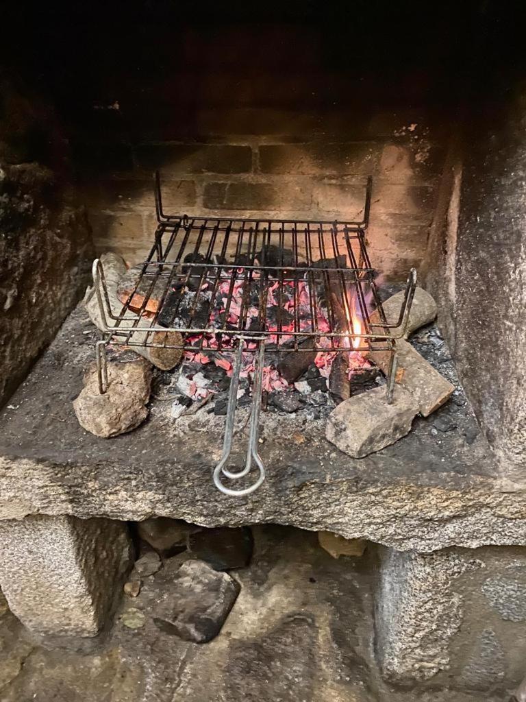 Casa Rural La Cuadraa Linares de Riofrío Eksteriør bilde