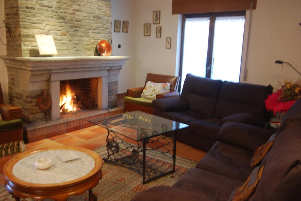 Casa Rural La Cuadraa Linares de Riofrío Rom bilde