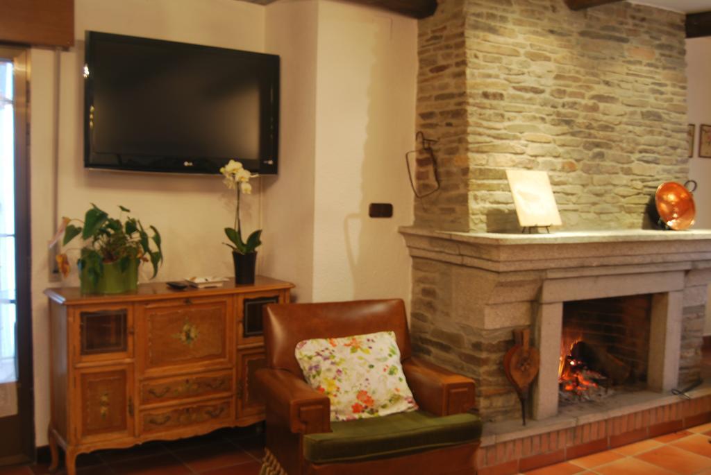 Casa Rural La Cuadraa Linares de Riofrío Rom bilde