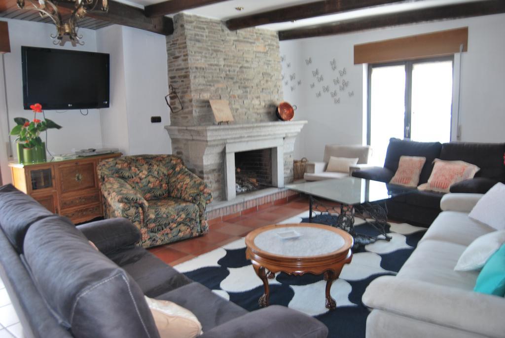Casa Rural La Cuadraa Linares de Riofrío Eksteriør bilde