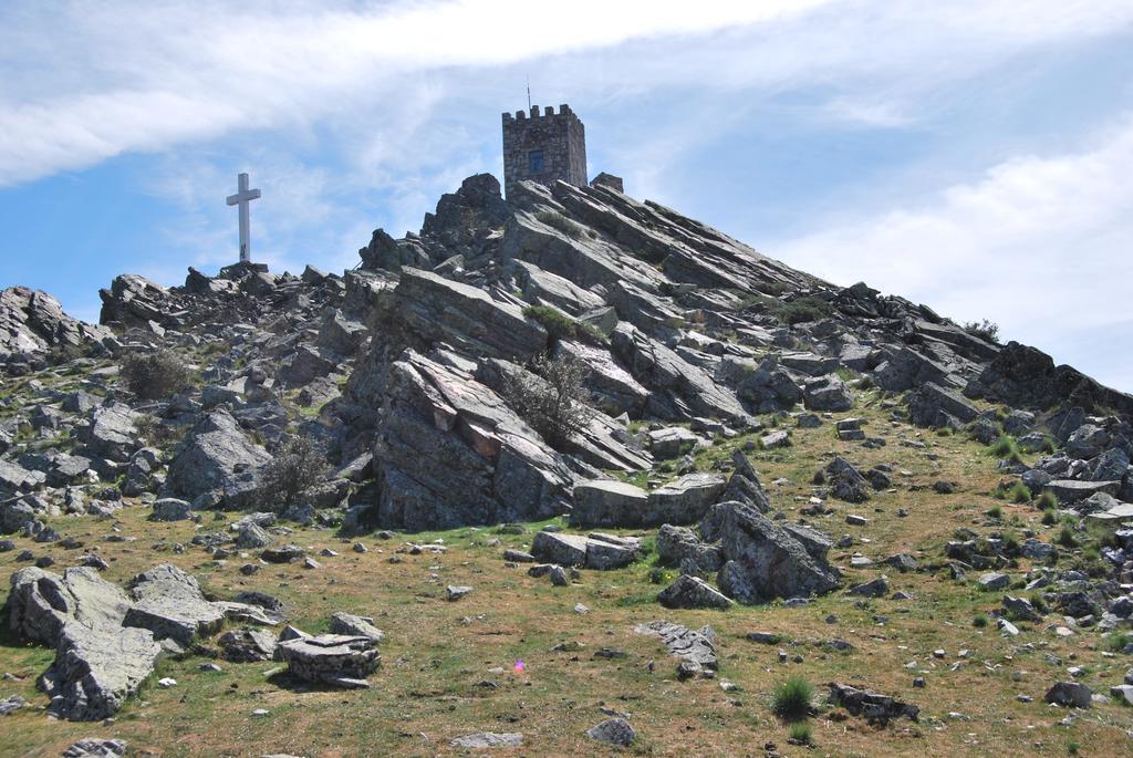Casa Rural La Cuadraa Linares de Riofrío Eksteriør bilde